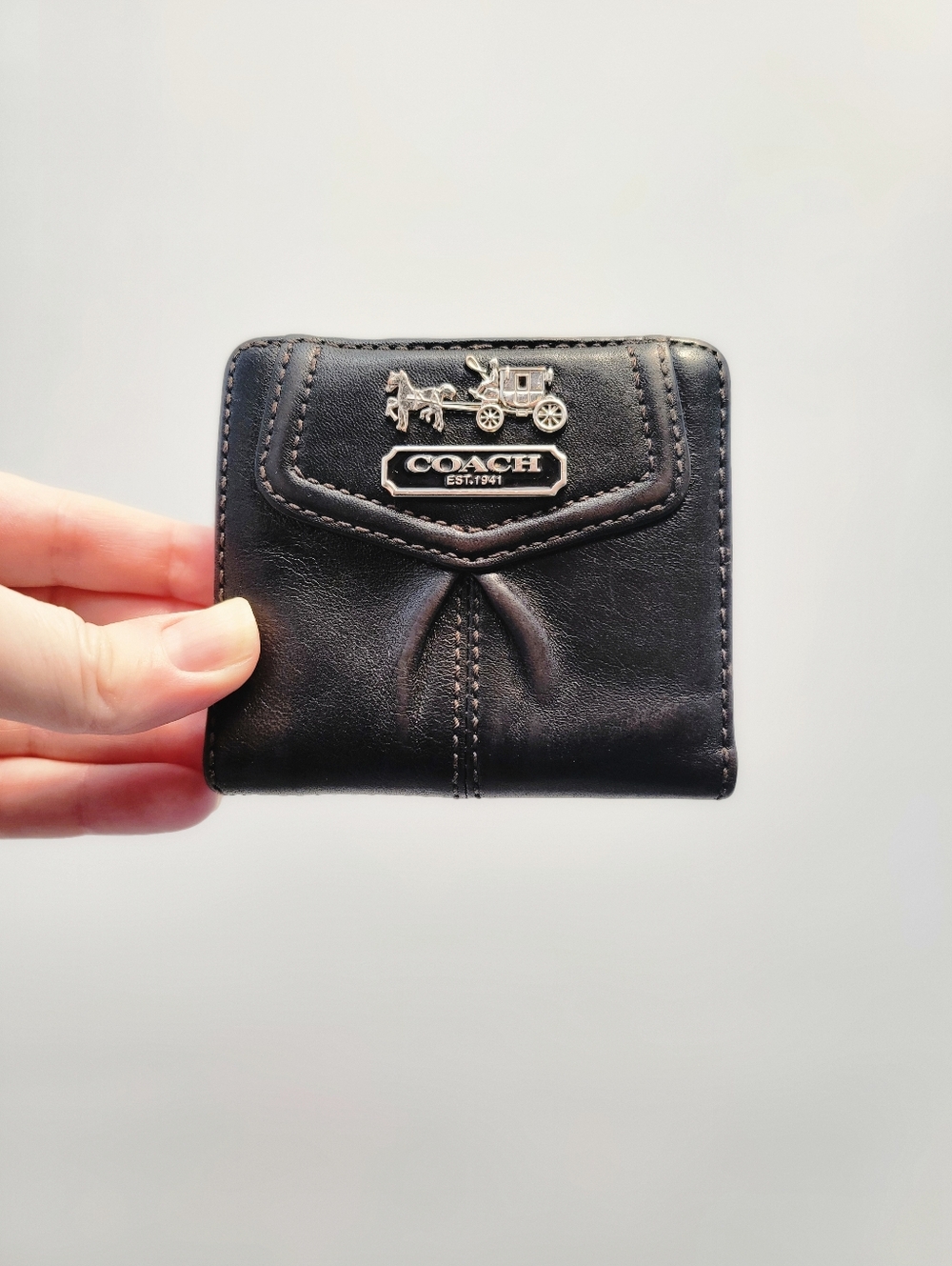COACH Mini Small Black Leather Bifold Wallet with Horse & Carriage Logo Tiny